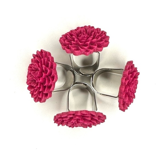 LOT OF 4 Raspberry Red Flower Rings Bundle - Adjustable Spring Summer SOLD AS IS - Picture 2 of 8